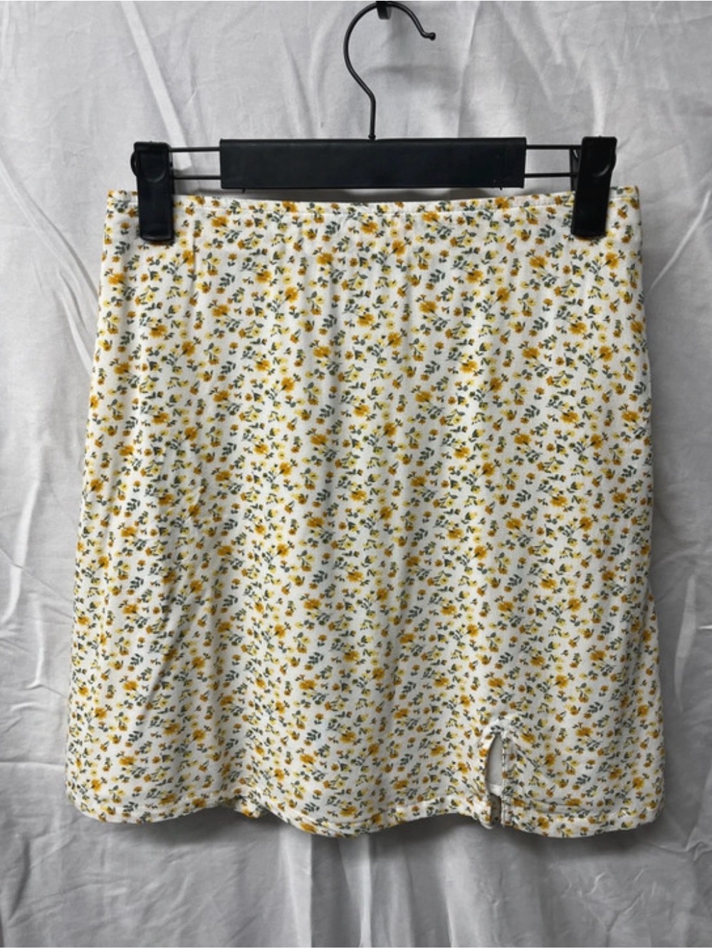 Hollister Yellow Ditsy Floral A-Line Mini Skirt